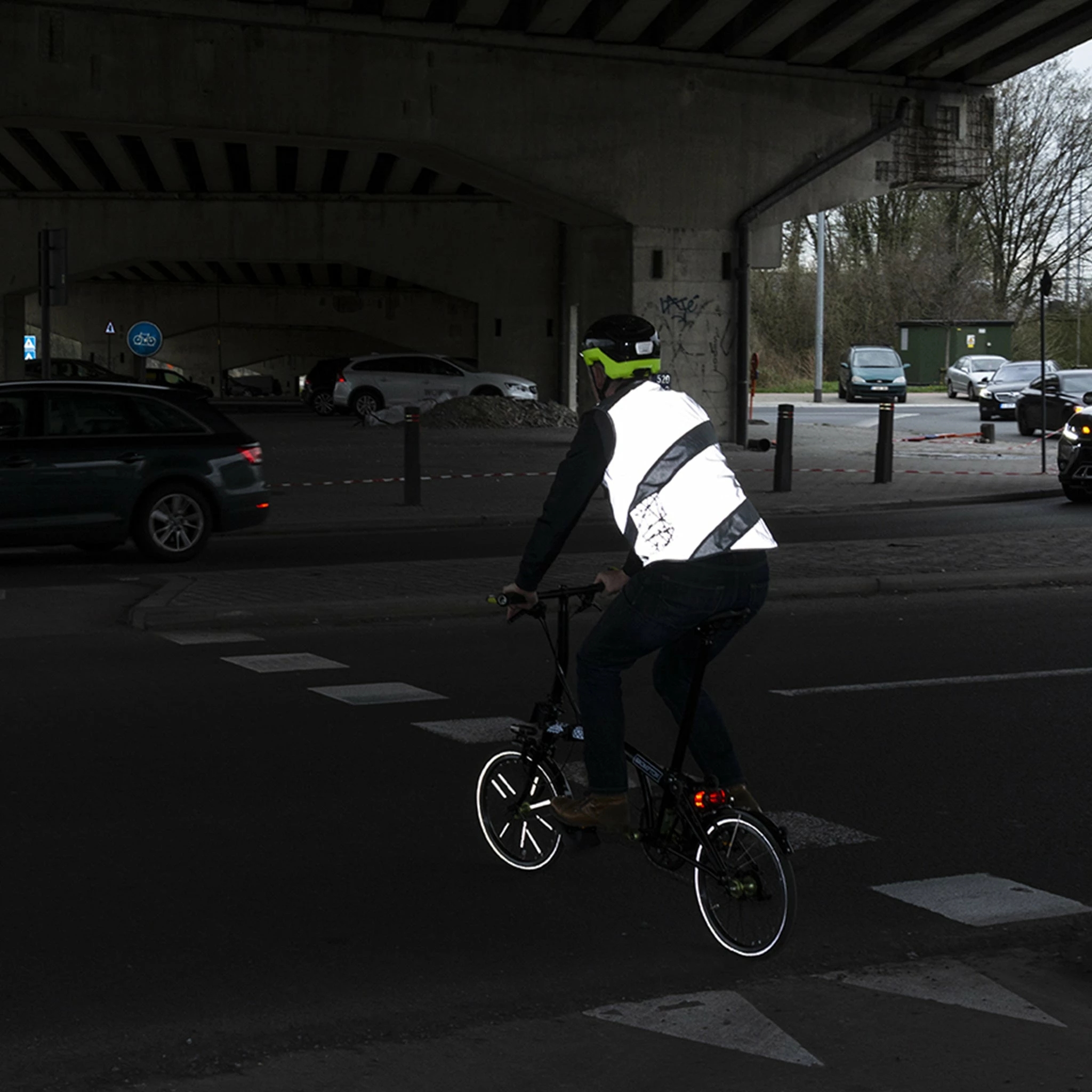 Gilet De Sécurité Avec Bandes Réfléchissantes Roadie Wowow – Image 6